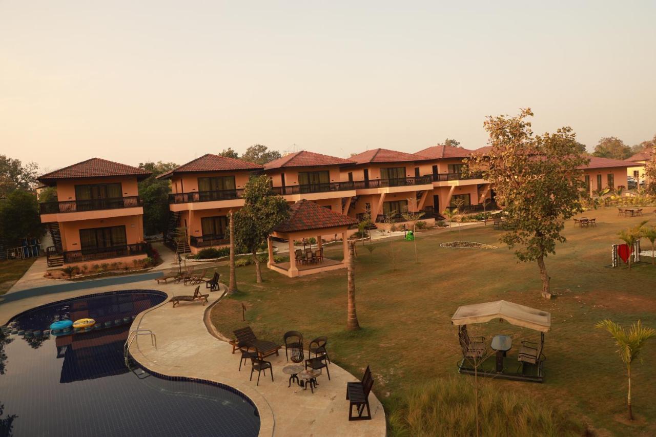 The Pench International Otel Khawāsa Dış mekan fotoğraf