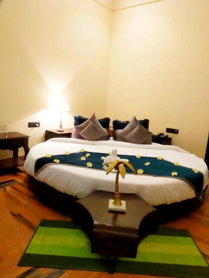 The Pench International Otel Khawāsa Dış mekan fotoğraf