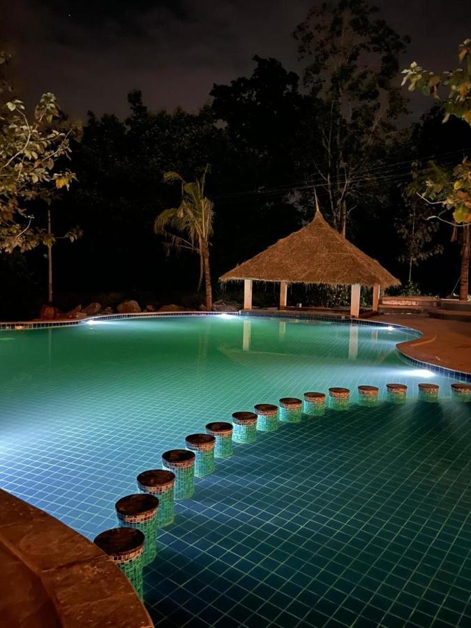 The Pench International Otel Khawāsa Dış mekan fotoğraf